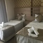 Otel ege